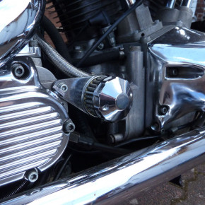 Crankcase breather filters with bracket