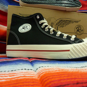 Burnout Sneaker schwarz mit Reifensohle 38