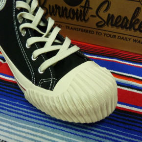 Burnout Sneaker schwarz mit Reifensohle 38